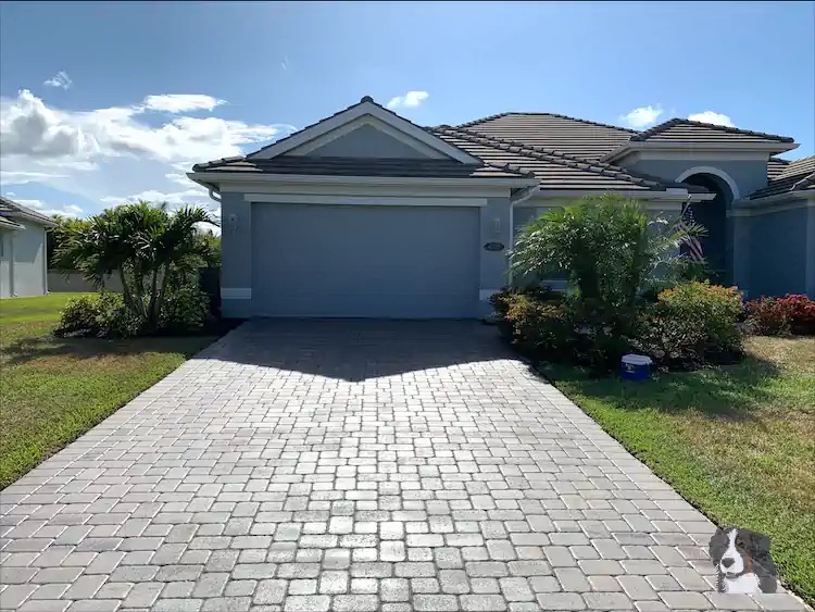 Driveway Pavers sealed.webp