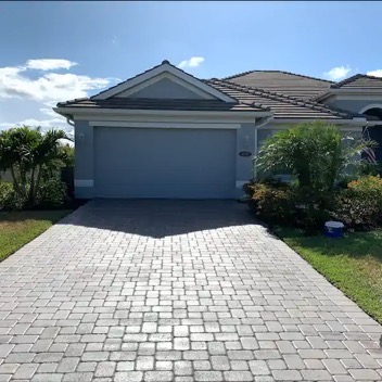 Driveway Pavers sealed.webp